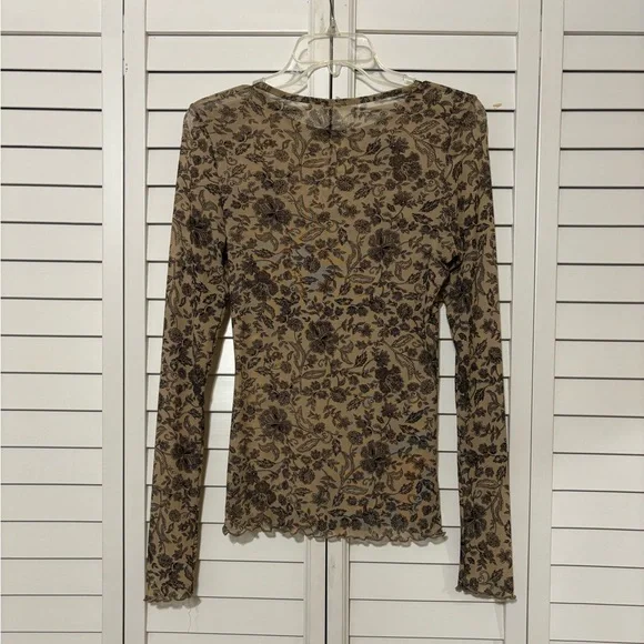 Pattern Mesh Long Sleeve - Picture 4 of 4